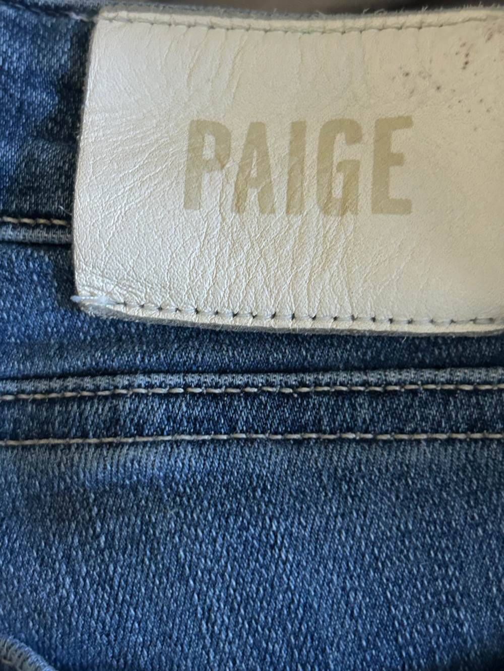 PAIGE Women’s Skinny Jeans in Medium Blue - Stretch Denim Sz 28 - Picture 3 of 4